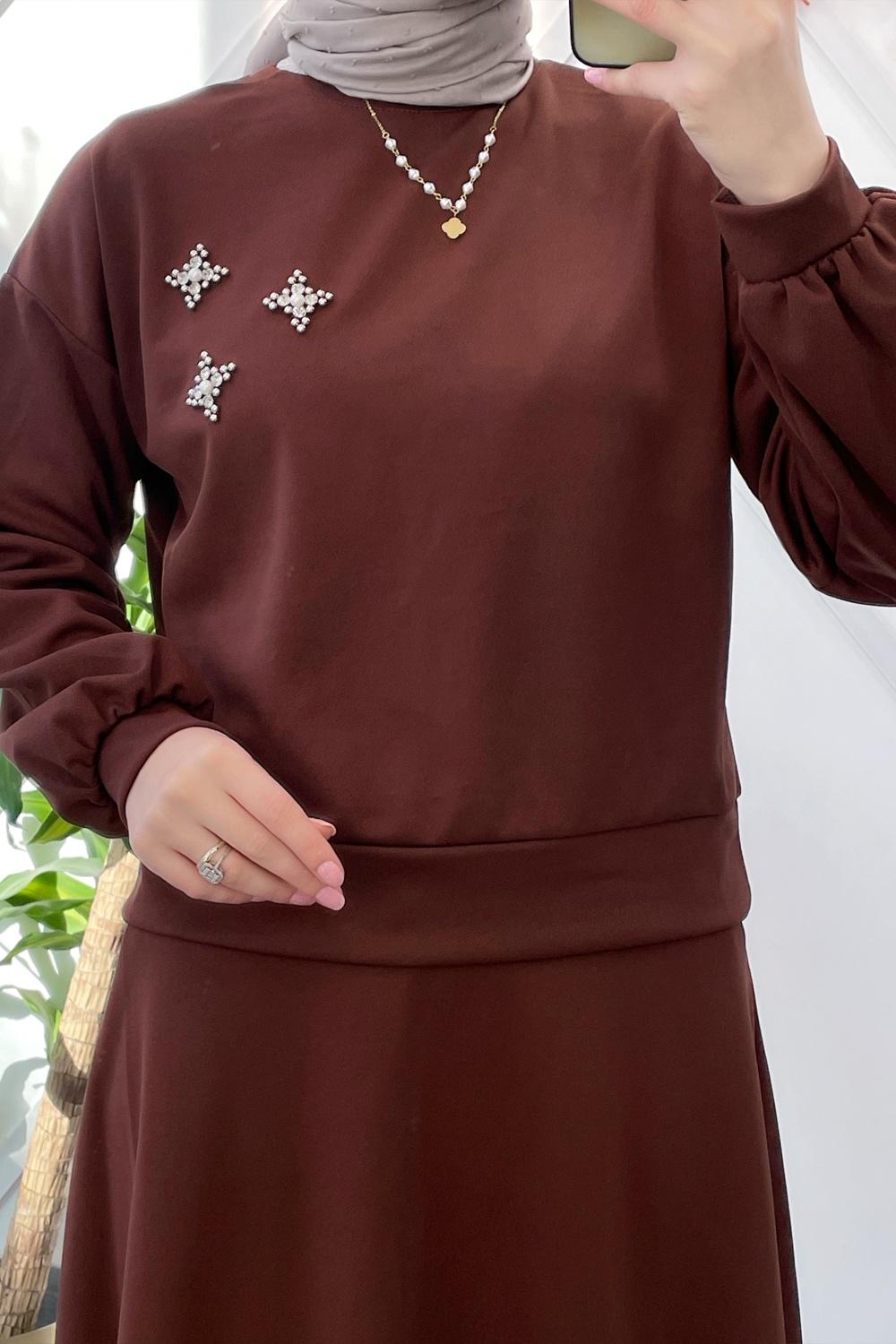 YILDIZ İŞLEMELİ ETEKLİ TAKIM