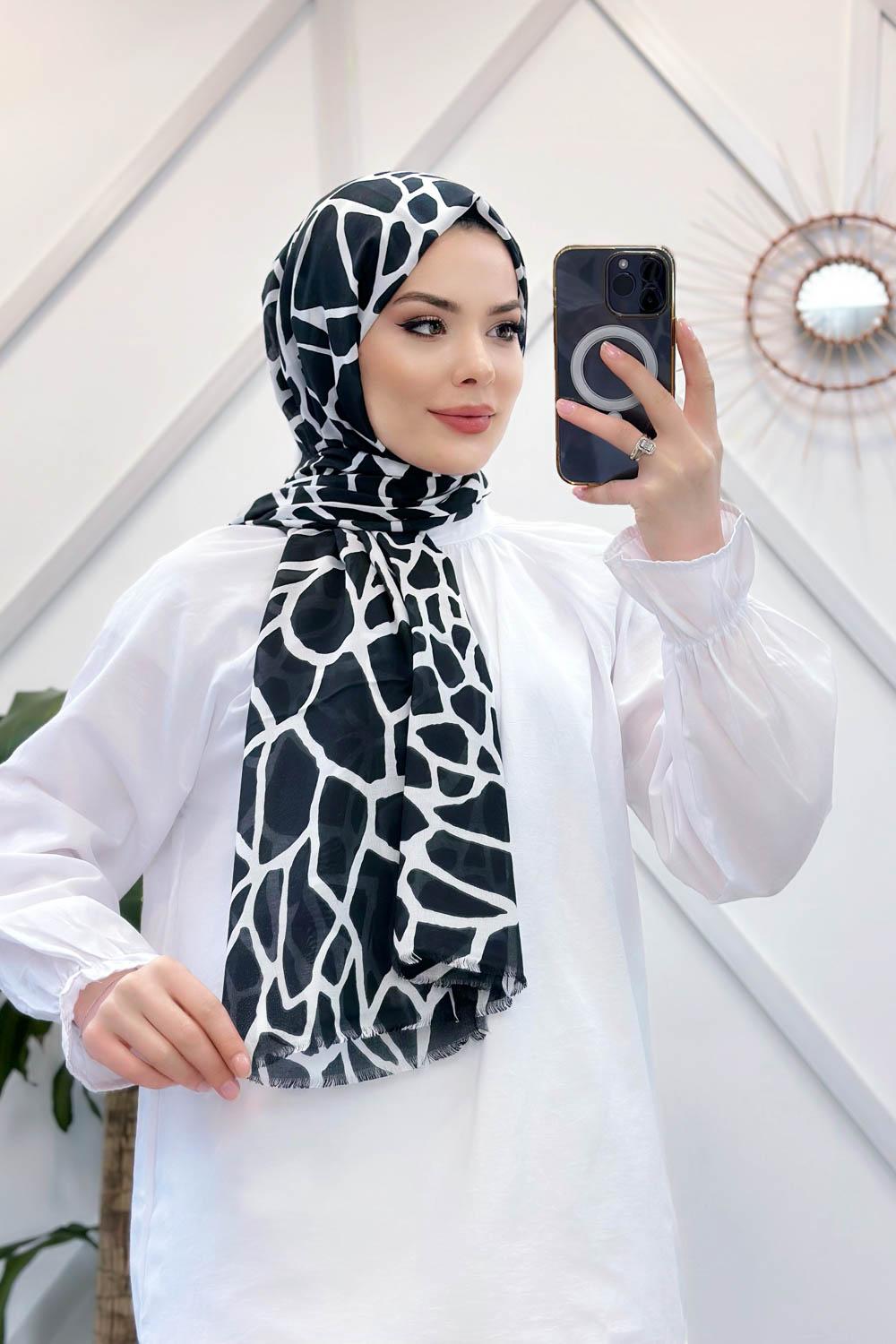 ECMEL PAMUK ŞAL