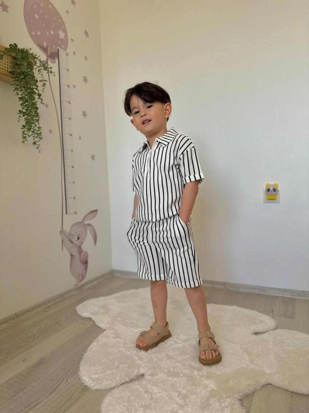 ERKEK ÇOCUK ÇİZGİLİ ŞORTLU TAKIM