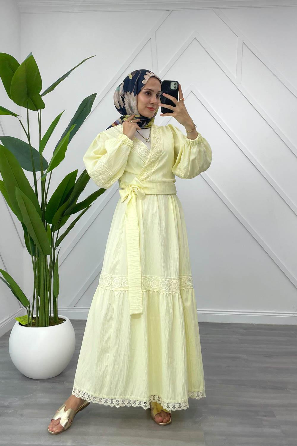 FİSTO İŞLEMELİ ETEKLİ TAKIM