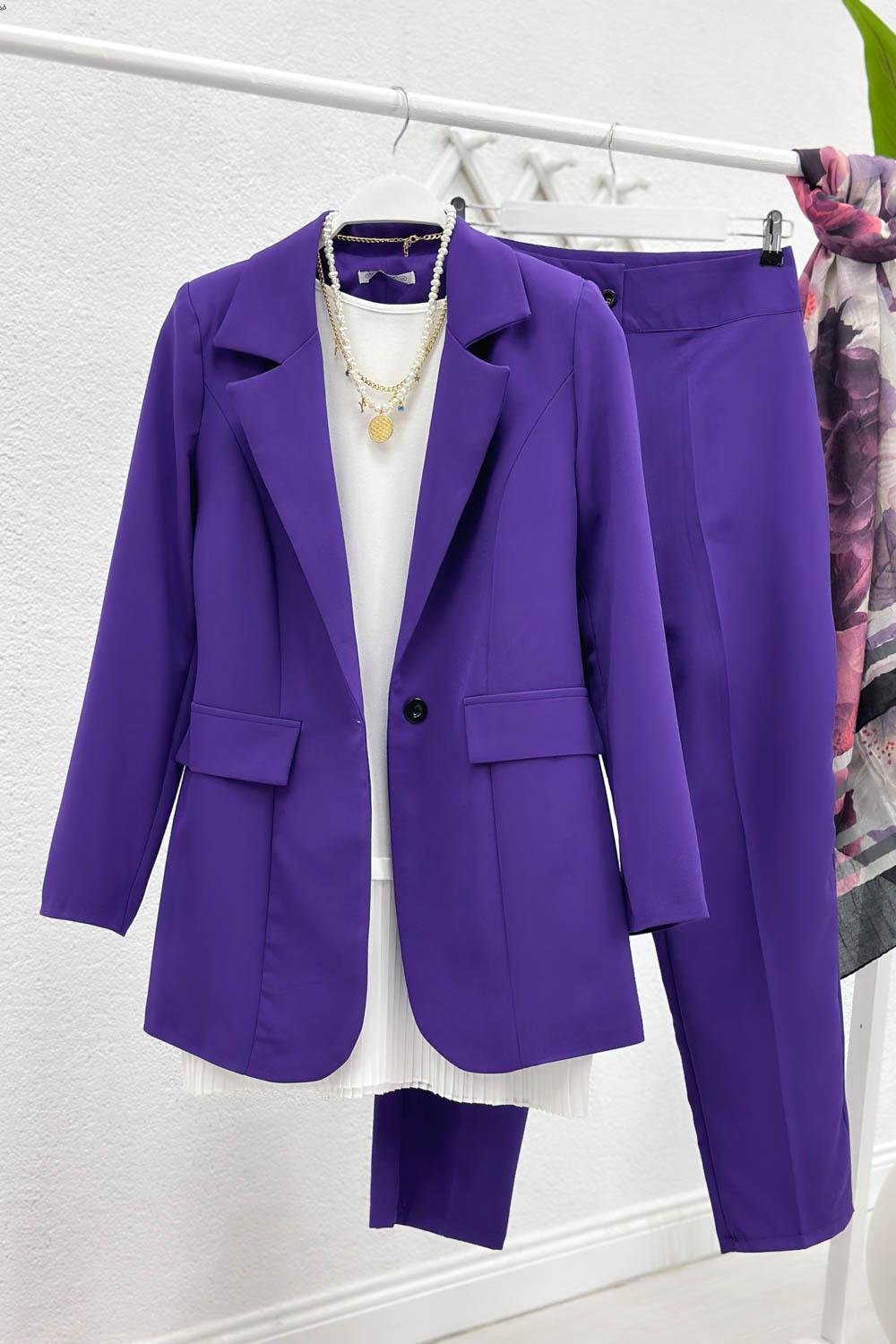 SIRT DÜĞME DETAYLI BLAZER TAKIM