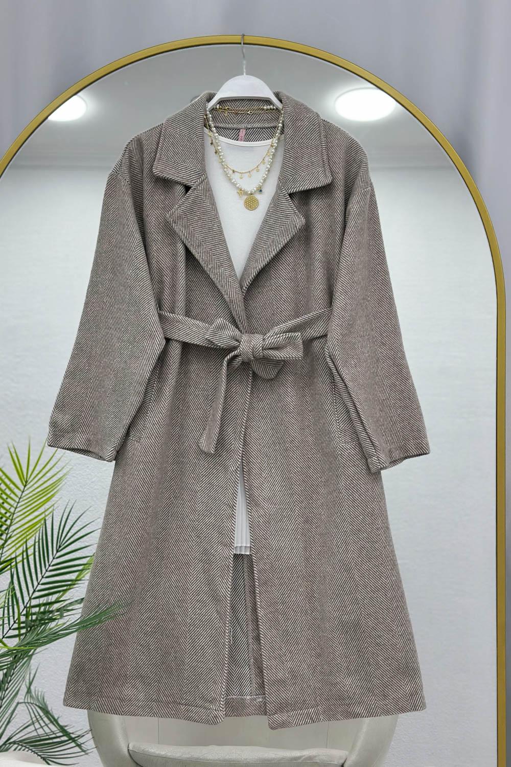 BALIKSIRTI DESENLİ KABAN