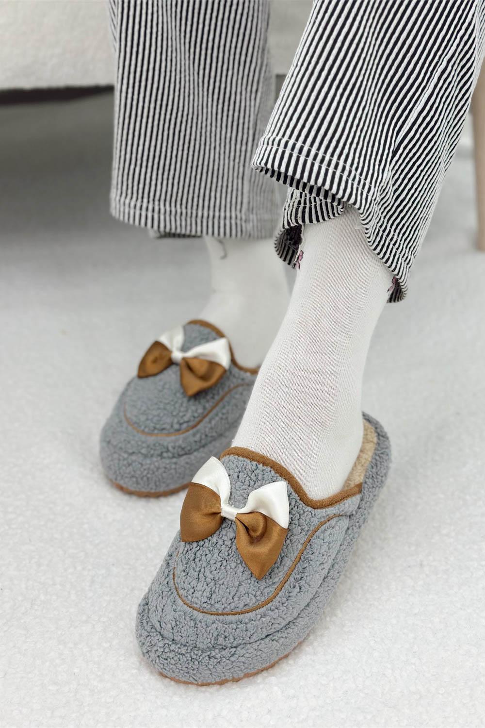 PAPYONLU SESSİZ TABAN PANDUF KIŞLIK  KADIN KAPALI EV TERLİĞİ