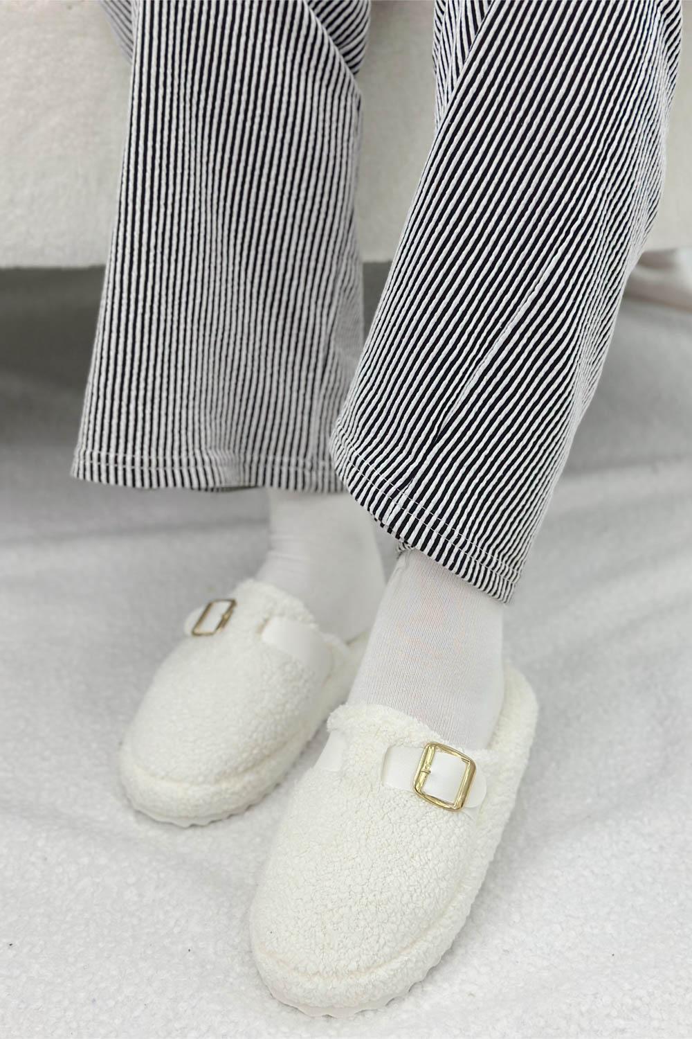 TOKALI HAVLU SESSİZ TABAN PANDUF KIŞLIK  KADIN KAPALI EV TERLİĞİ