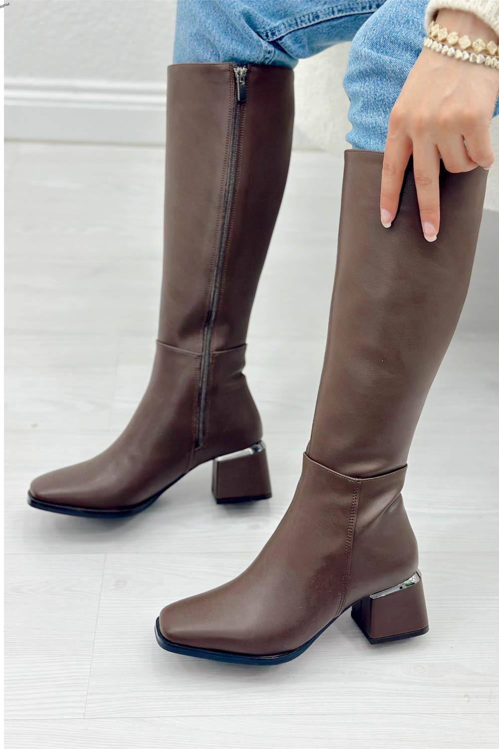 UZUN DERİ GÖRÜNÜMLÜ KADIN ÇİZME BOT