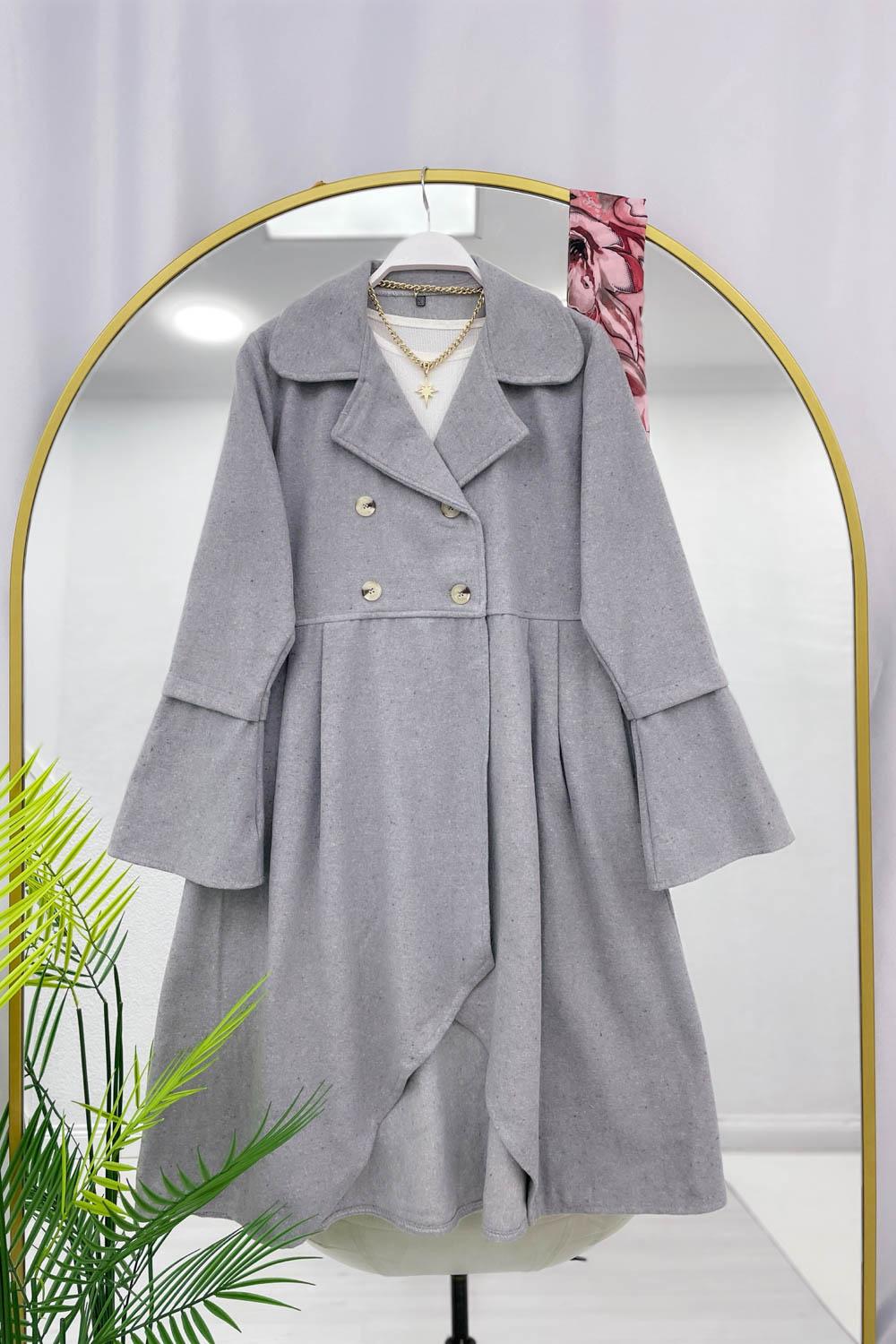 DÜĞMELİ KAŞE KADIN KABAN