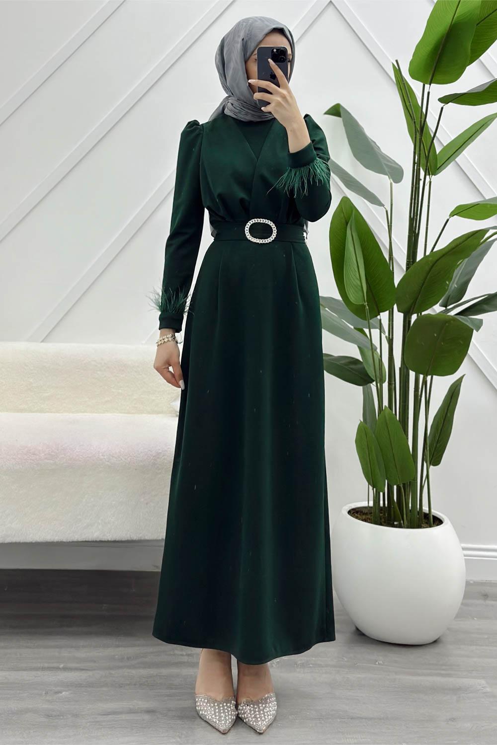 KOLU TÜYLÜ KADIN ABİYE