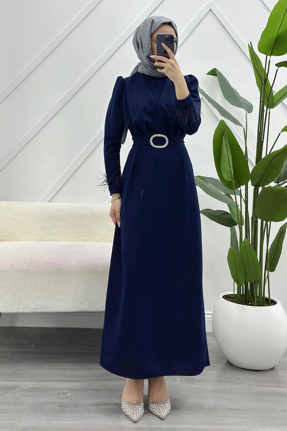 KOLU TÜYLÜ KADIN ABİYE