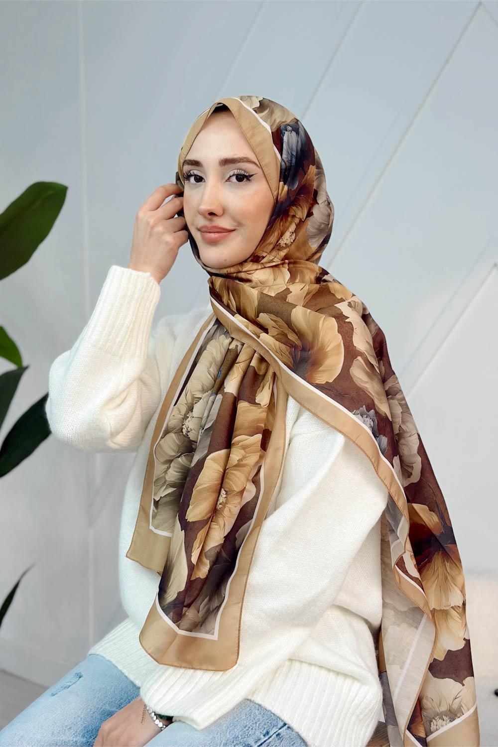 SONBAHAR ÇİÇEKLERİ DESENLİ PAMUK ŞAL