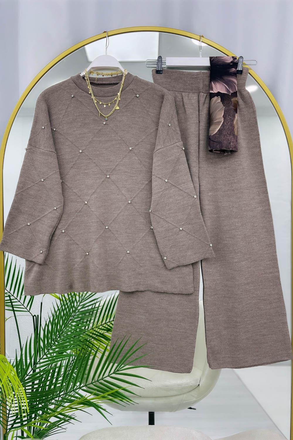 TAŞ DETAYLI KADIN TRİKO TAKIM