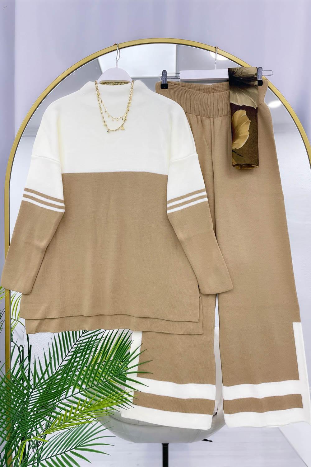 KOLLARI ÇİZGİ DETAYLI KADIN TRİKO TAKIM