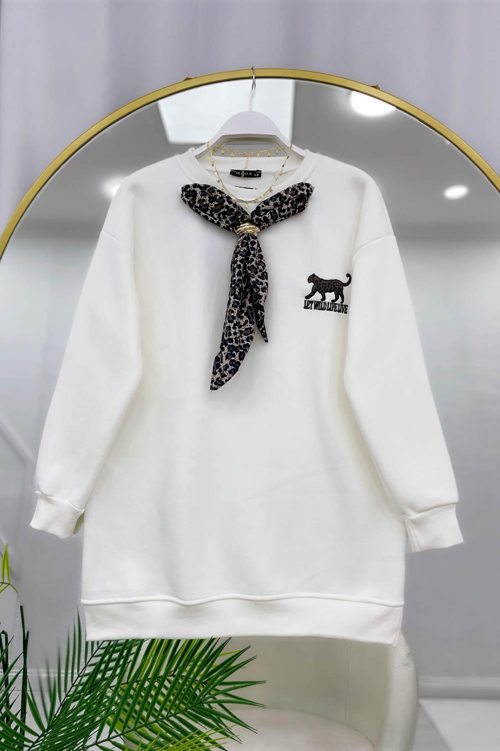 ÖNÜ  FULAR DETAYLI LEOPAR KADIN SWEAT 