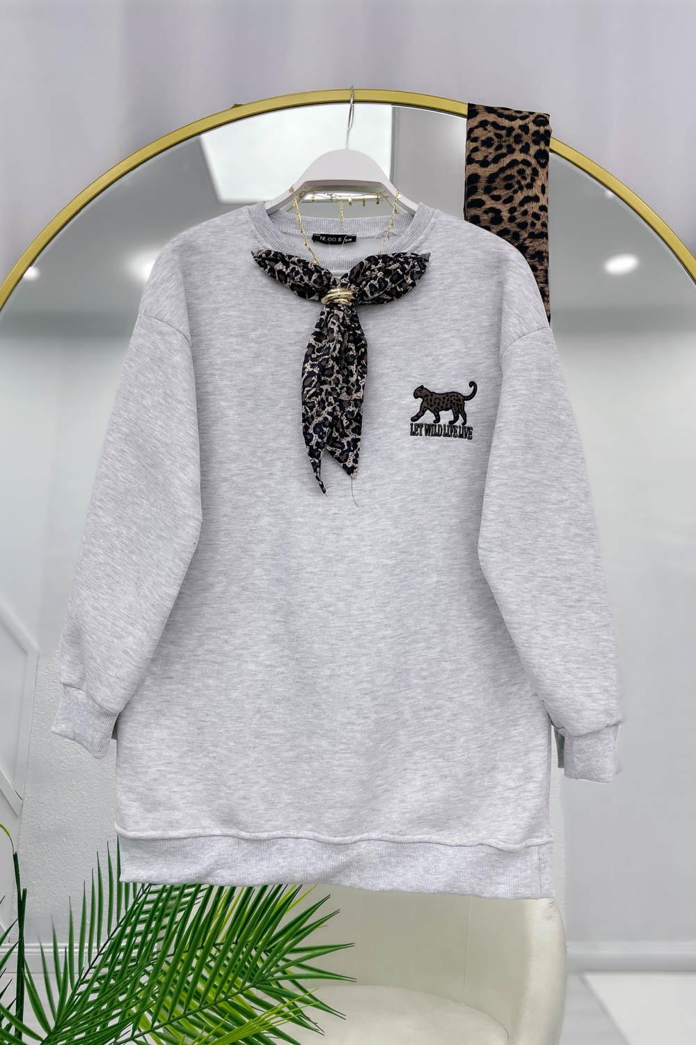 ÖNÜ  FULAR DETAYLI LEOPAR KADIN SWEAT