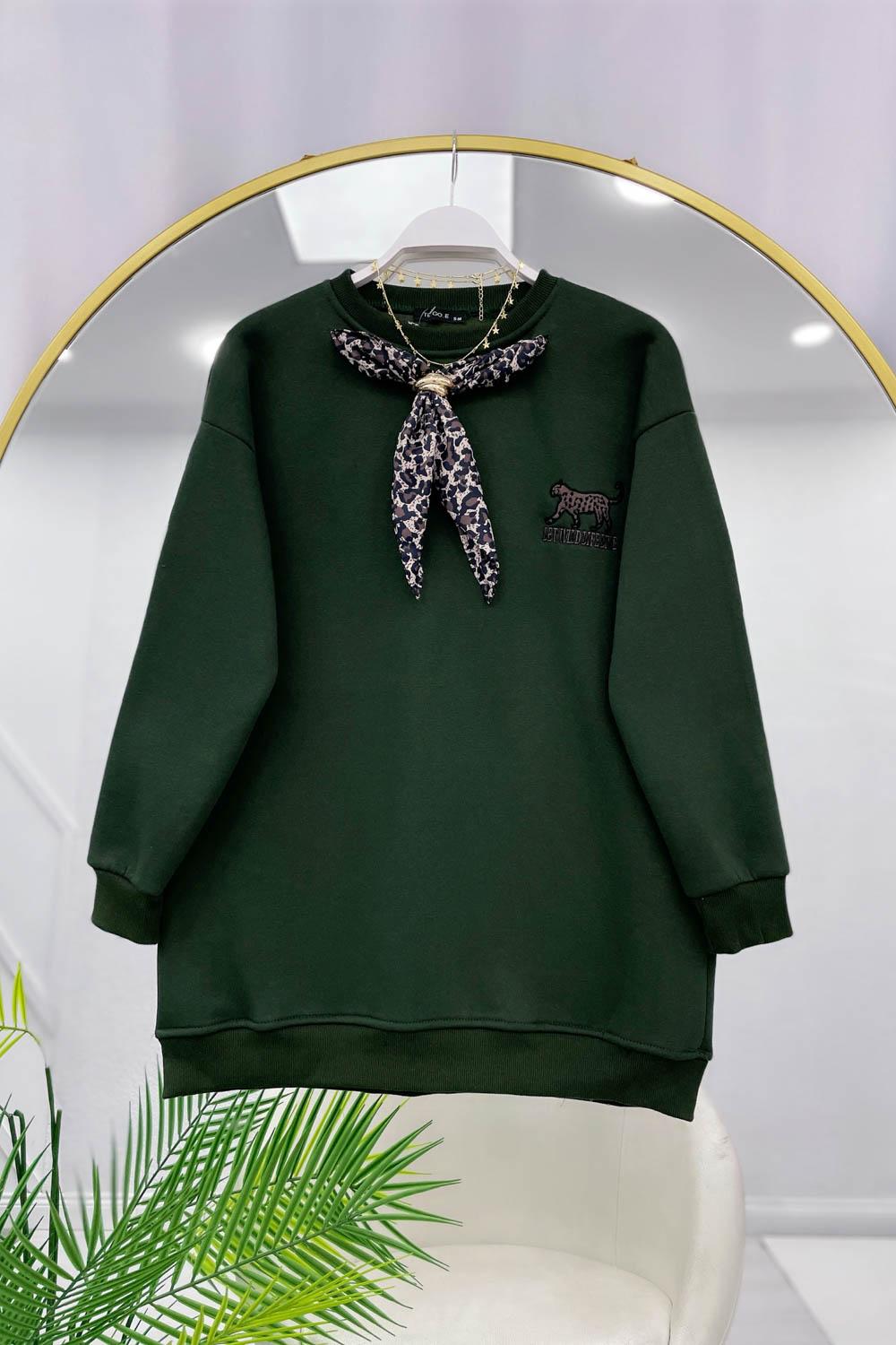 ÖNÜ  FULAR DETAYLI LEOPAR KADIN SWEAT