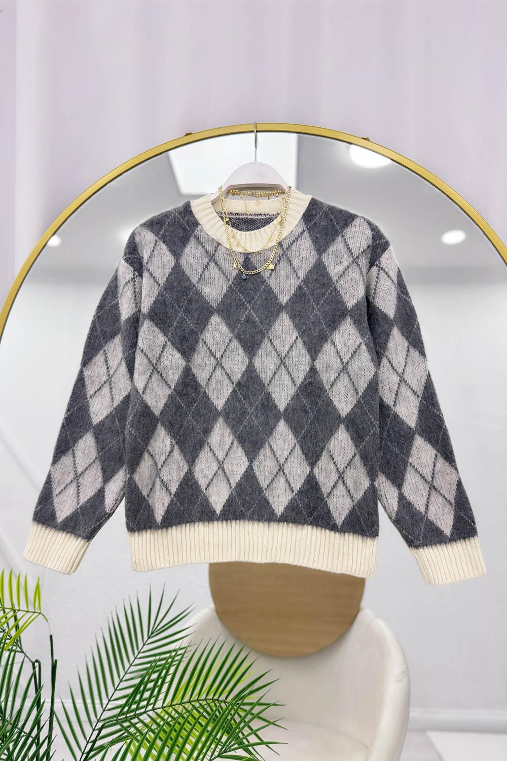 BASİC YAKA BAKLAVA DESENLİ  KADIN KAZAK