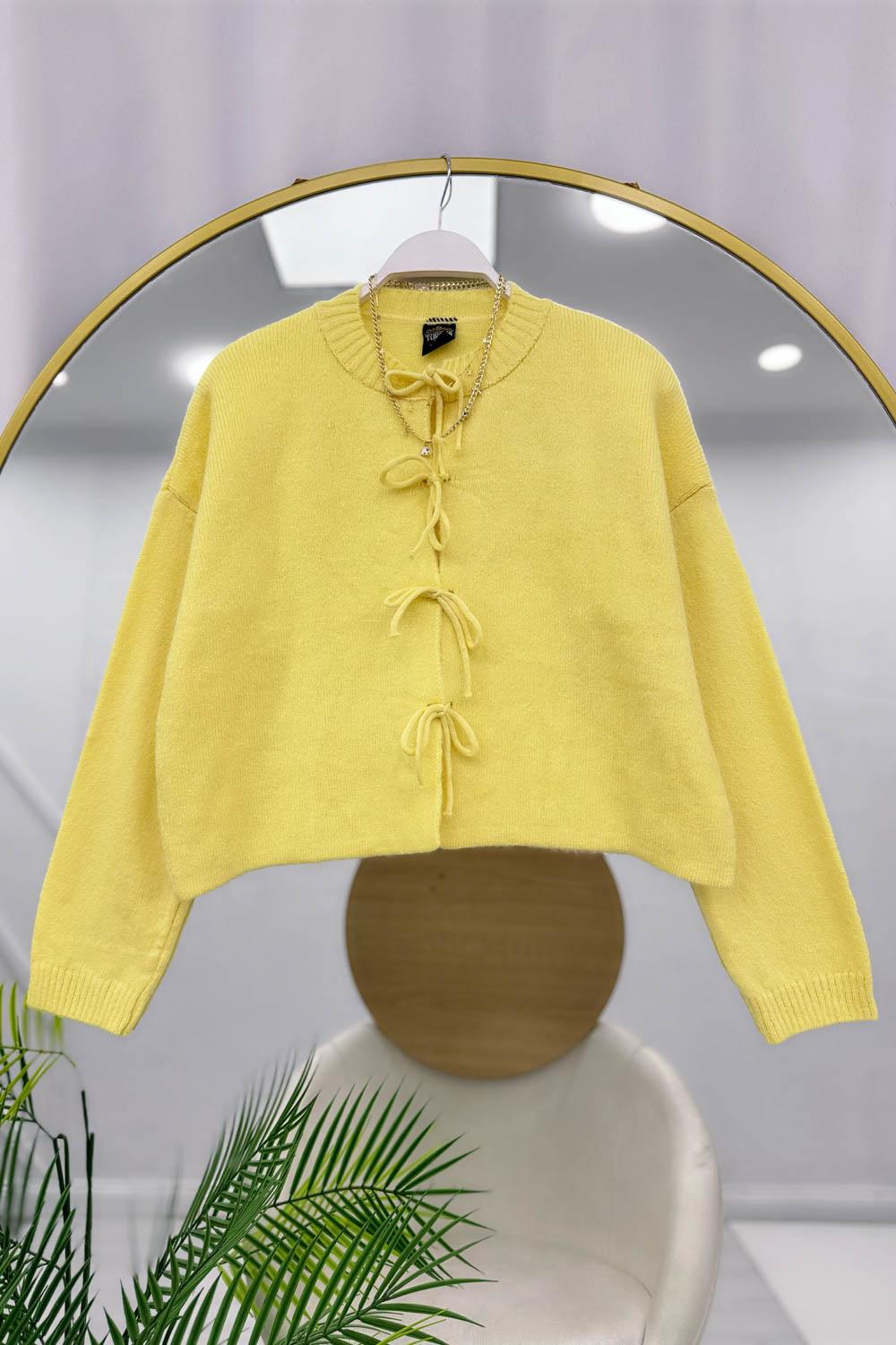 ÖNÜ FİYONK BAĞLAMALI KADIN HIRKA