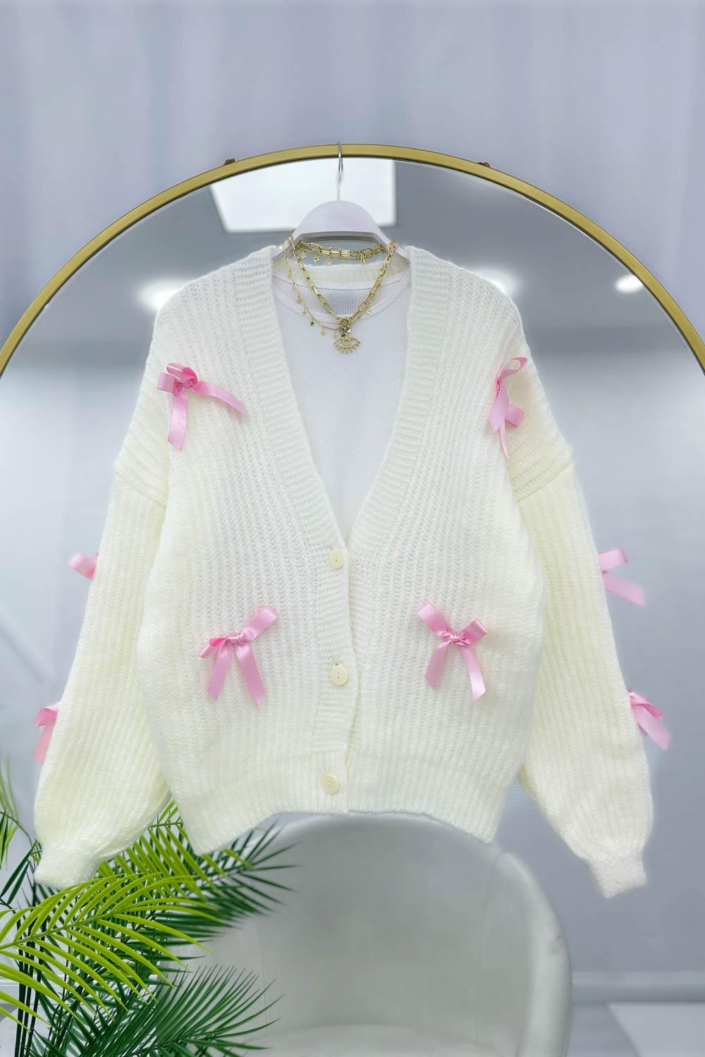 FİYONK DETAYLI DÜĞMELİ YUMOŞ HIRKA