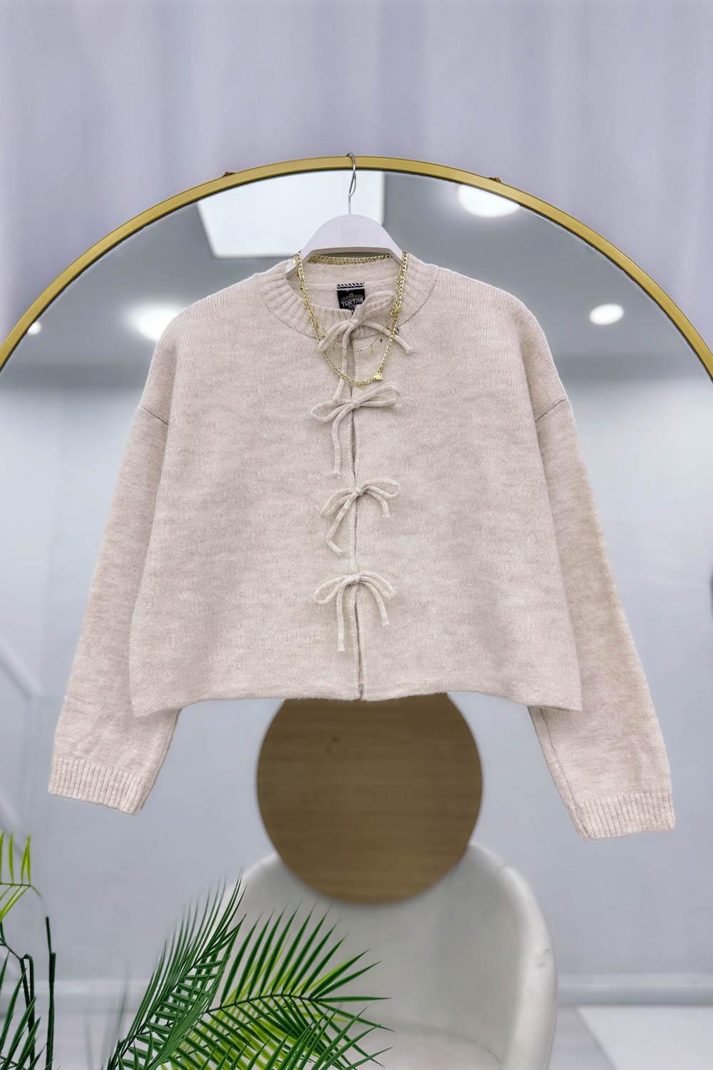 ÖNÜ FİYONK BAĞLAMALI KADIN HIRKA