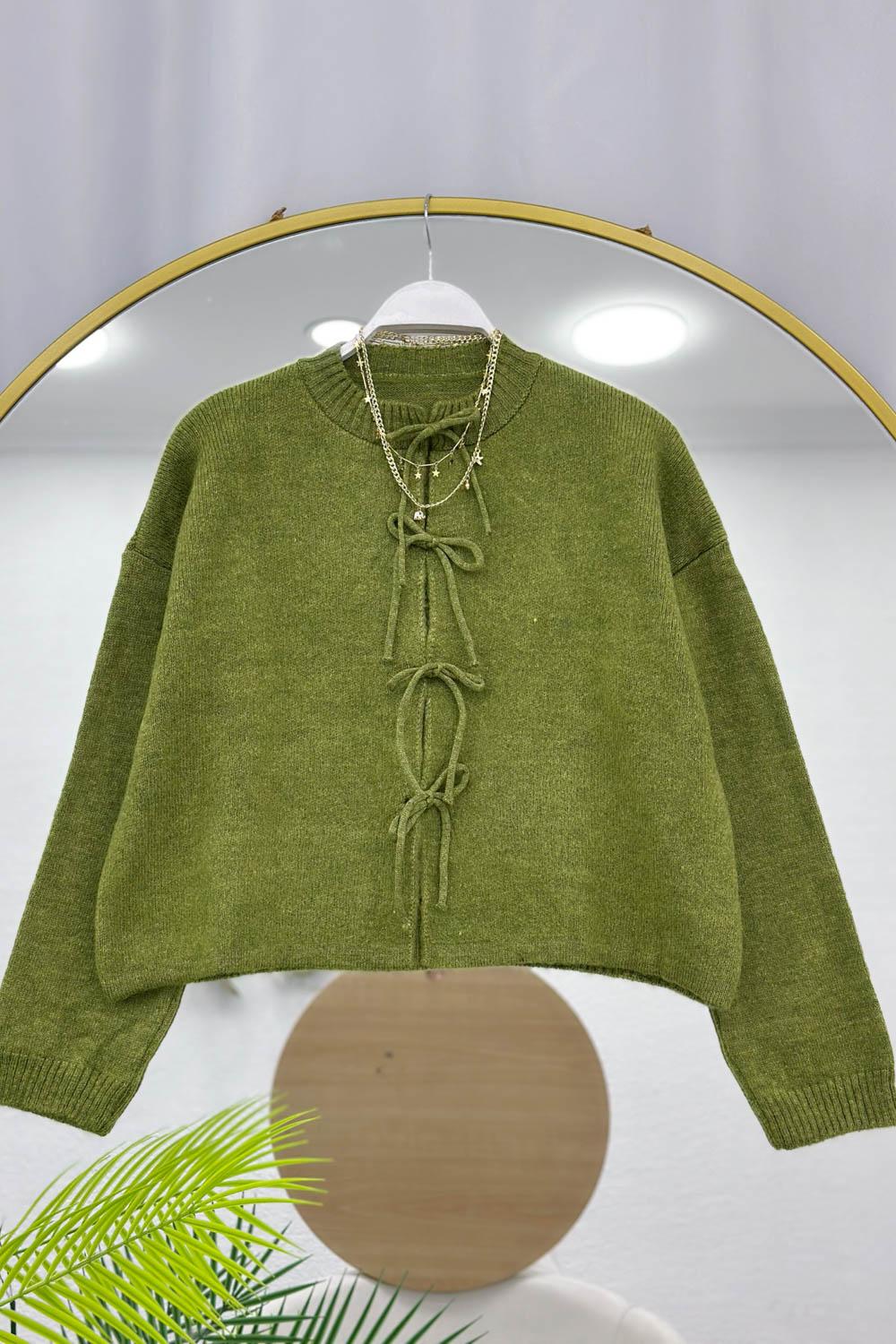 ÖNÜ FİYONK BAĞLAMALI KADIN HIRKA