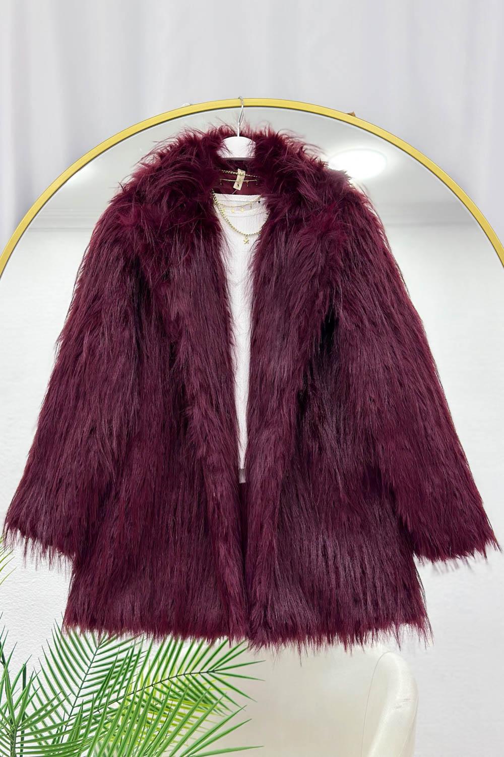 İKİ DÜĞMELİ KADIN KÜRK KABAN