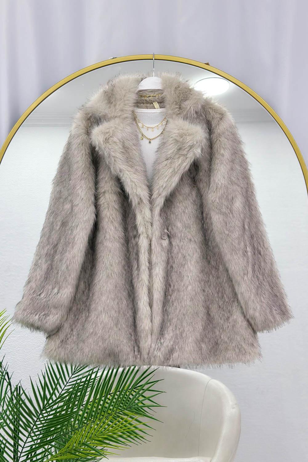 İKİ DÜĞMELİ KADIN KÜRK KABAN