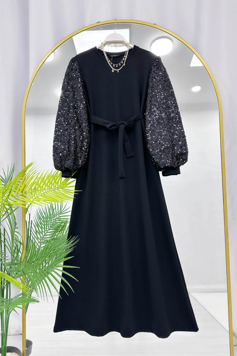 KOLLARI PAYETLİ KADIN ELBİSE