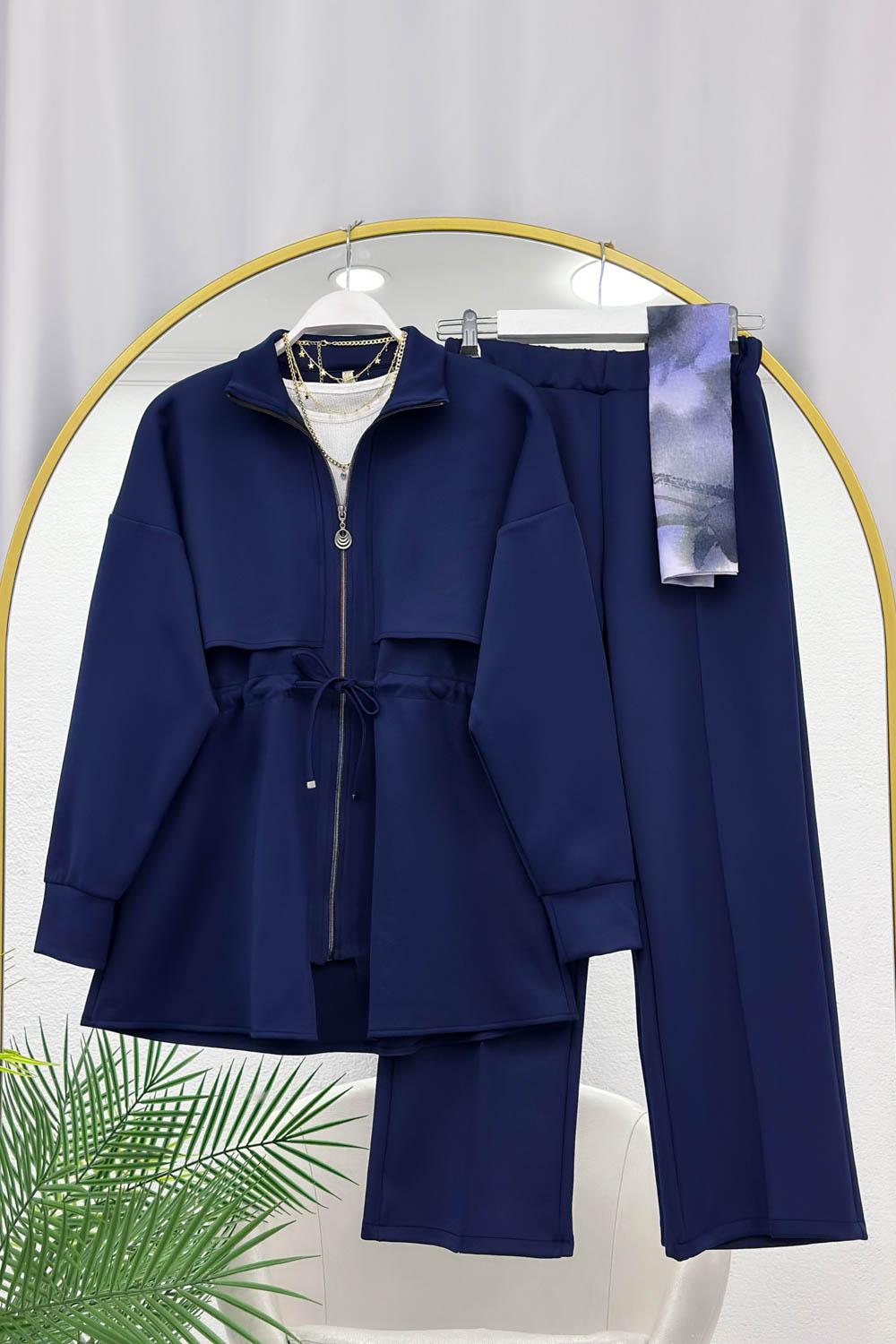 FERMUAR DETAYLI BELİ BÜZGÜLÜ KADIN SCUBA PANTOLONLU TAKIM