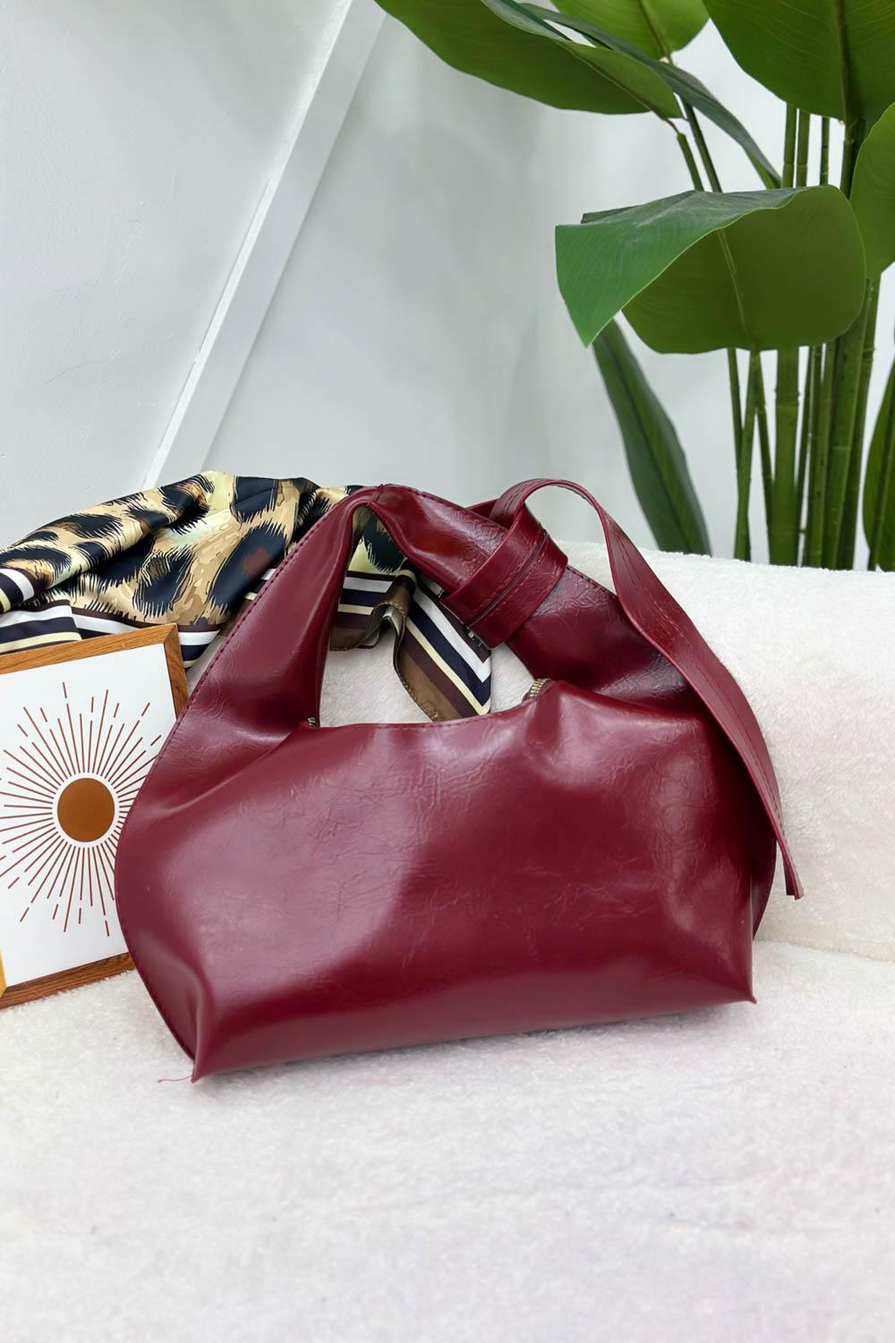 CAKARTA KADIN ÇANTASI