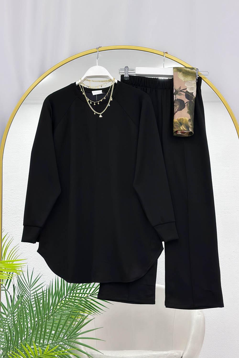 ÖNÜ ÇİZGİ DETAYLI PENYE KADIN SPOR TAKIM