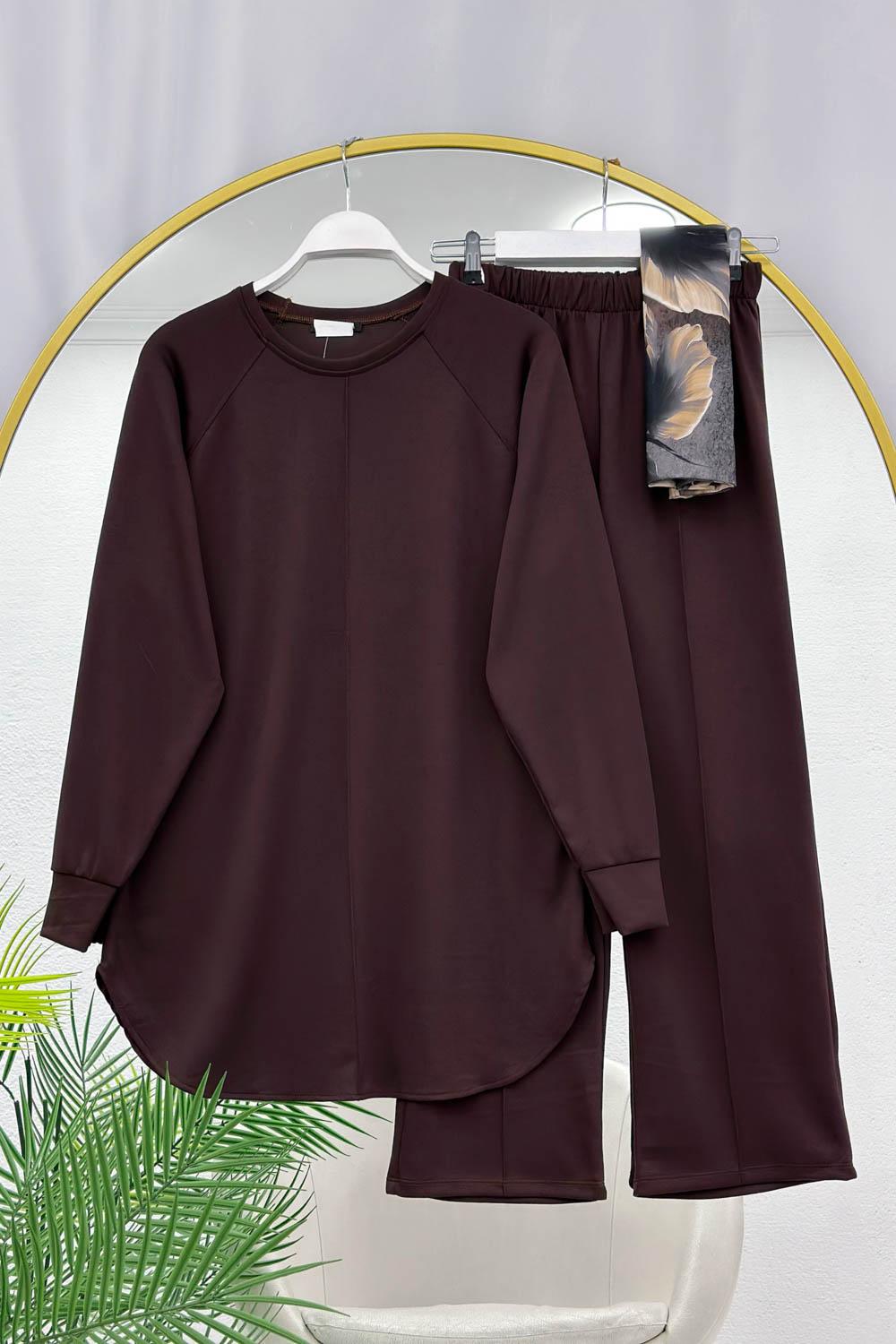 ÖNÜ ÇİZGİ DETAYLI PENYE KADIN SPOR TAKIM