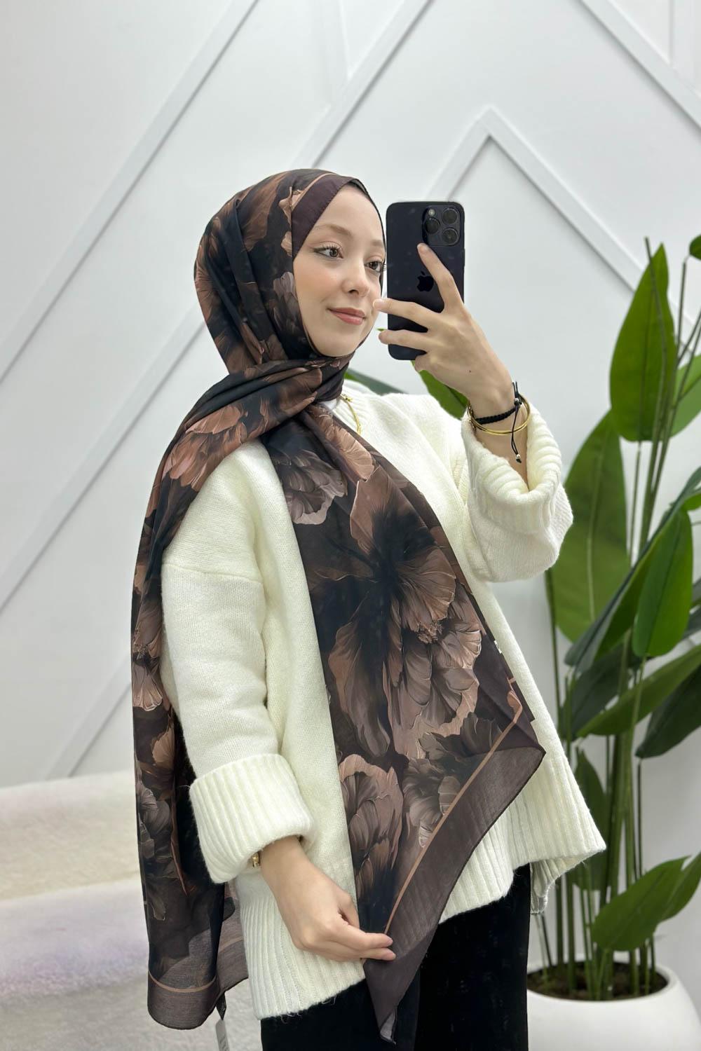 SONBAHAR ÇİÇEKLERİ DESENLİ PAMUK ŞAL