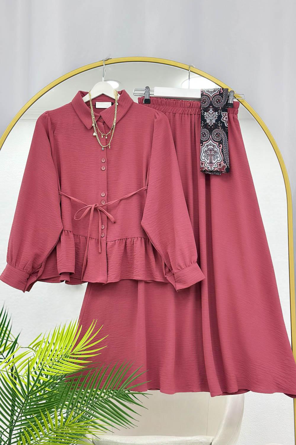 BELİ FIRFIRLI AEROBİN ETEKLİ TAKIM