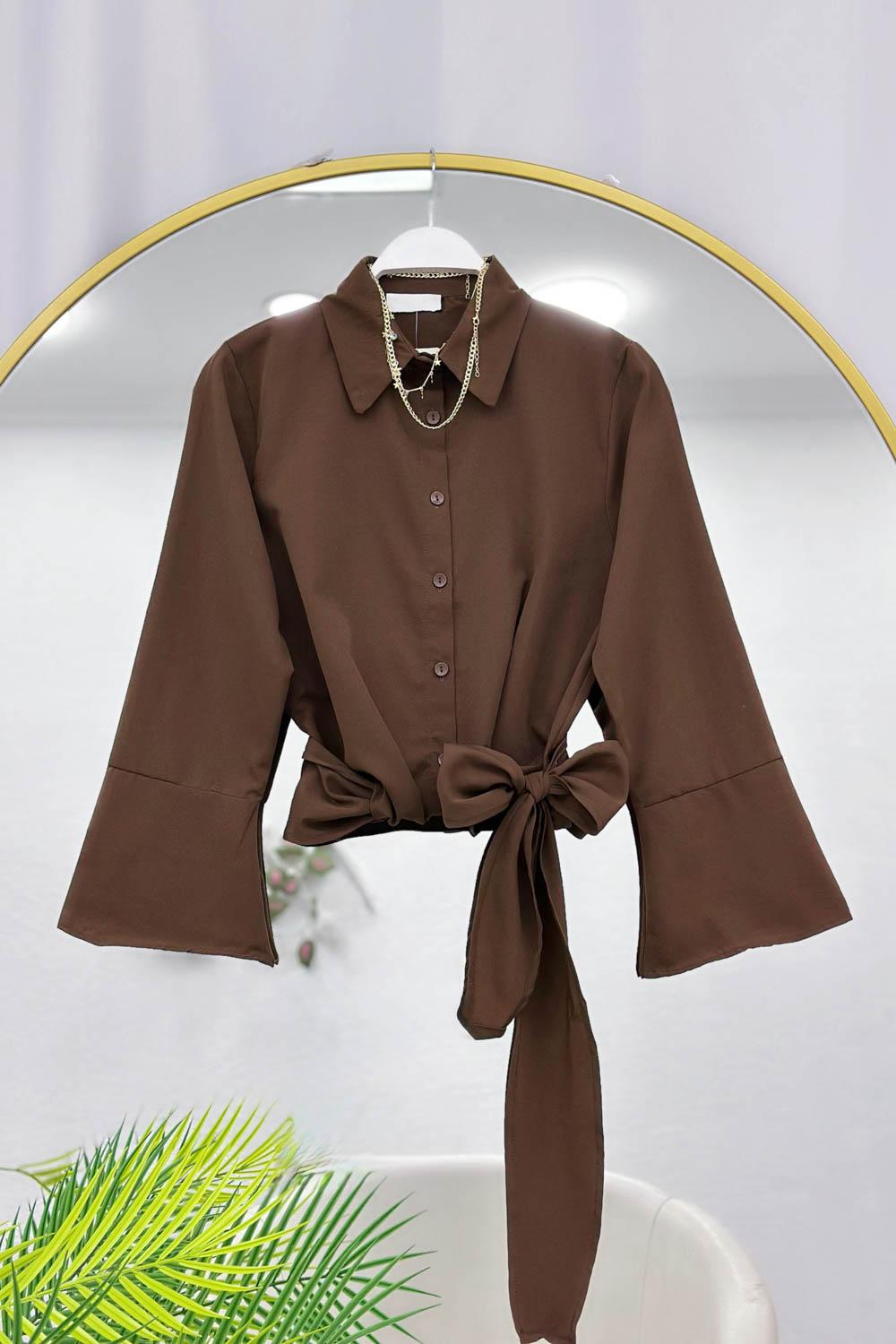 ÖNDEN BAĞLAMALI GÖMLEK