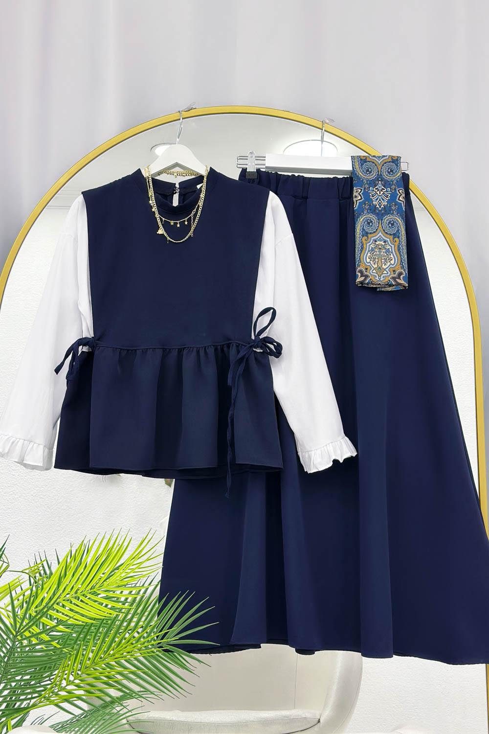 KOLLARI FIRFIRLI ETEKLİ KADIN TAKIM