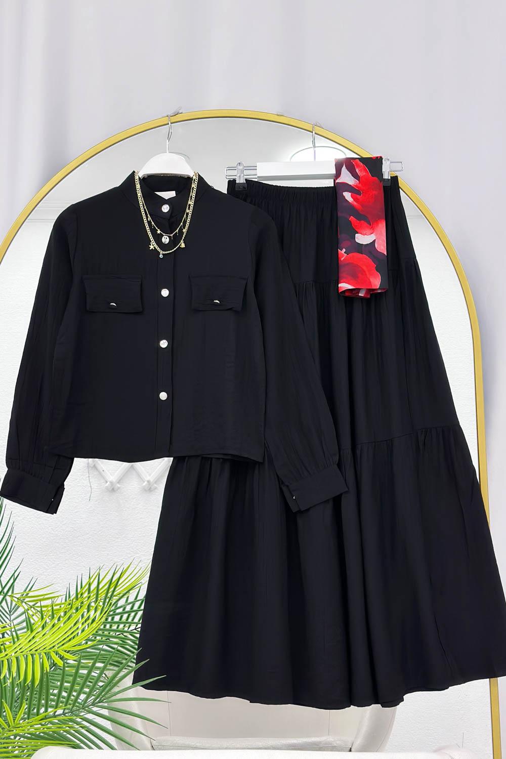 İKİ CEPLİ METALİK DÜĞME KADIN TAKIM