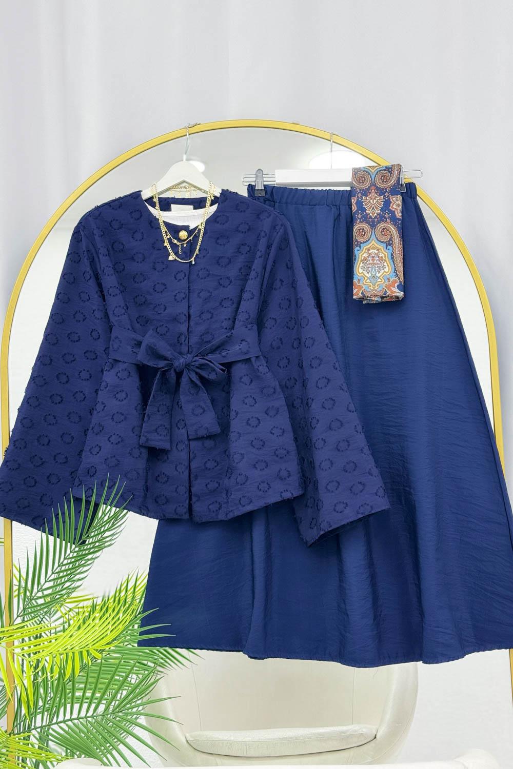 SATEN KUMAŞ KUŞAK DETAYLI ETEKLİ KADIN TAKIM