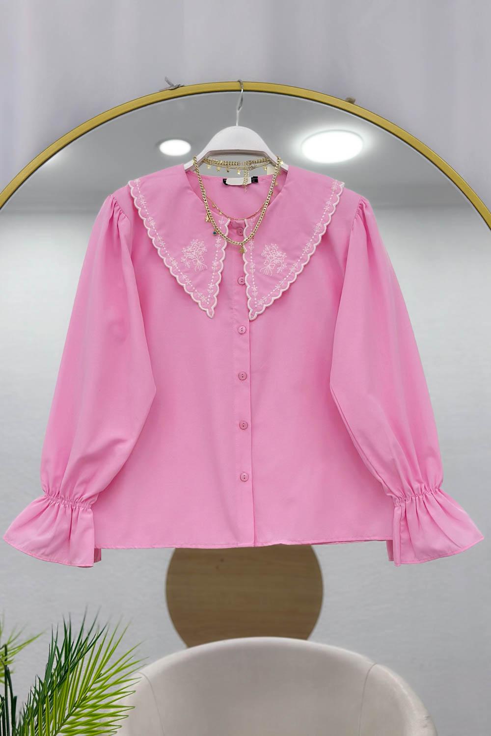 YAKASI İŞLEMELİ KADIN GÖMLEK