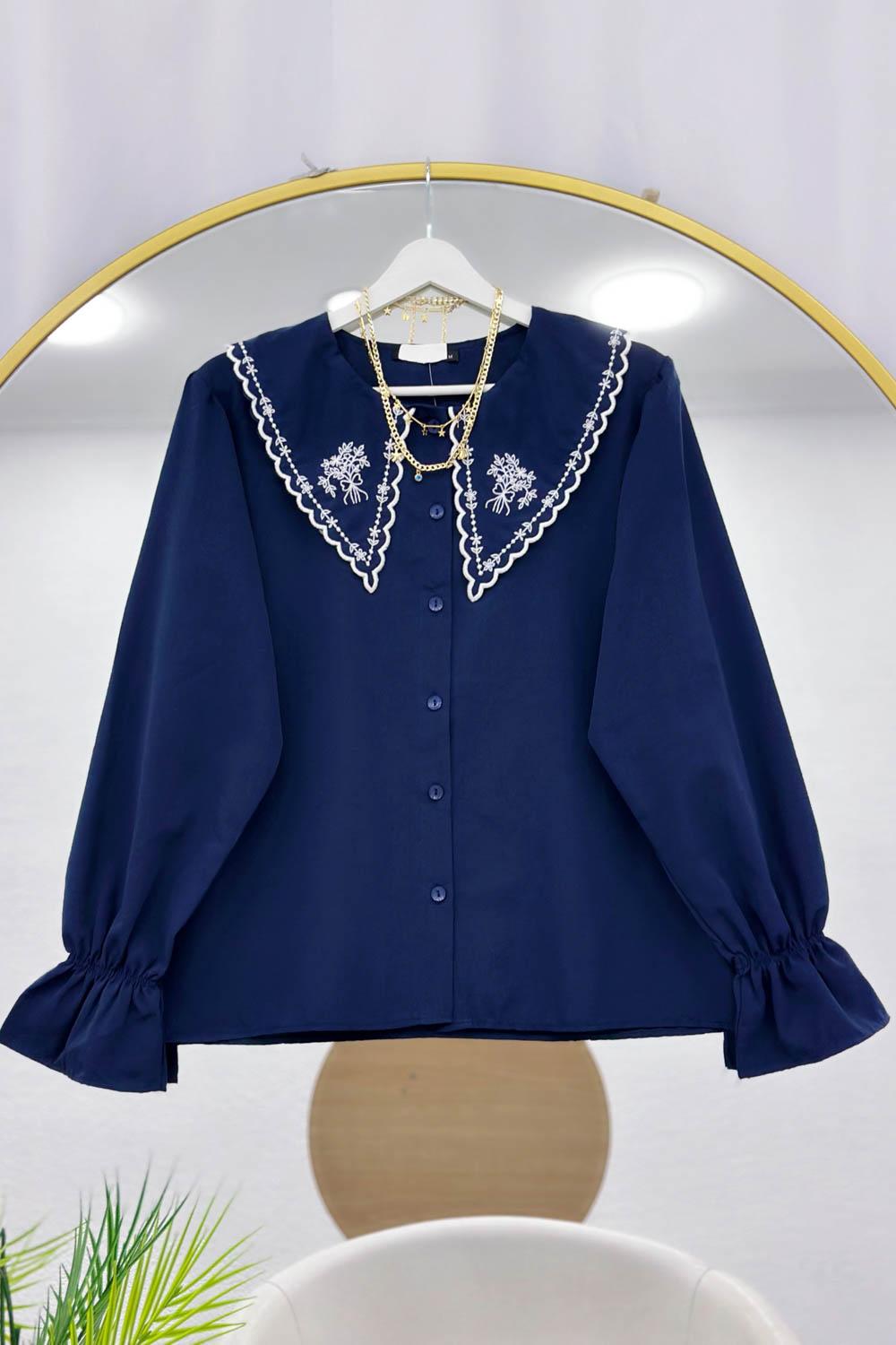 YAKASI İŞLEMELİ KADIN GÖMLEK