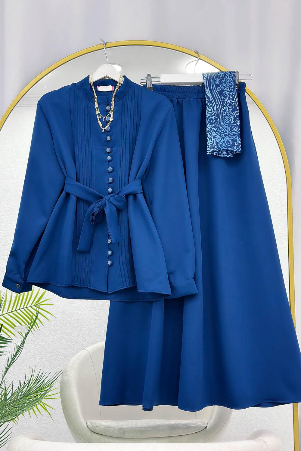 SIRALI DÜĞMELİ İTHAL KREP ETEKLİ TAKIM