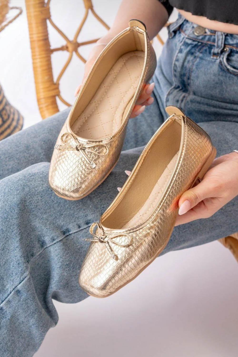 BALERİN FİYONKLU KADIN BABET AYAKKABI