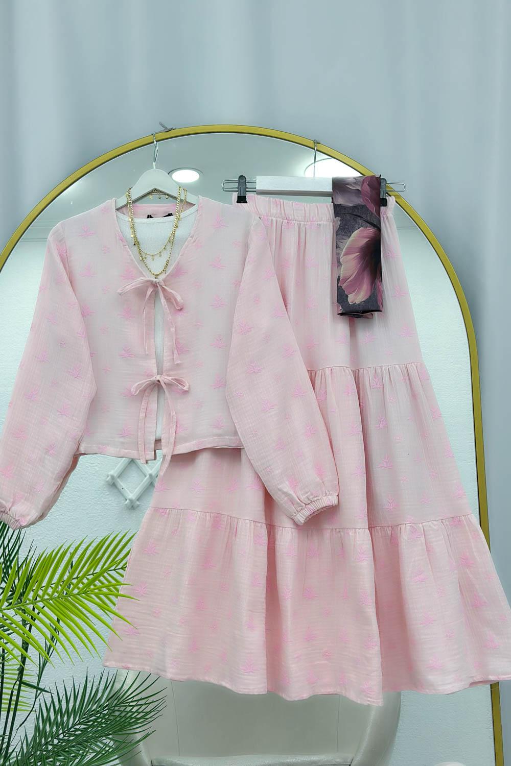 GÜLBAHAR ETEKLİ TAKIM