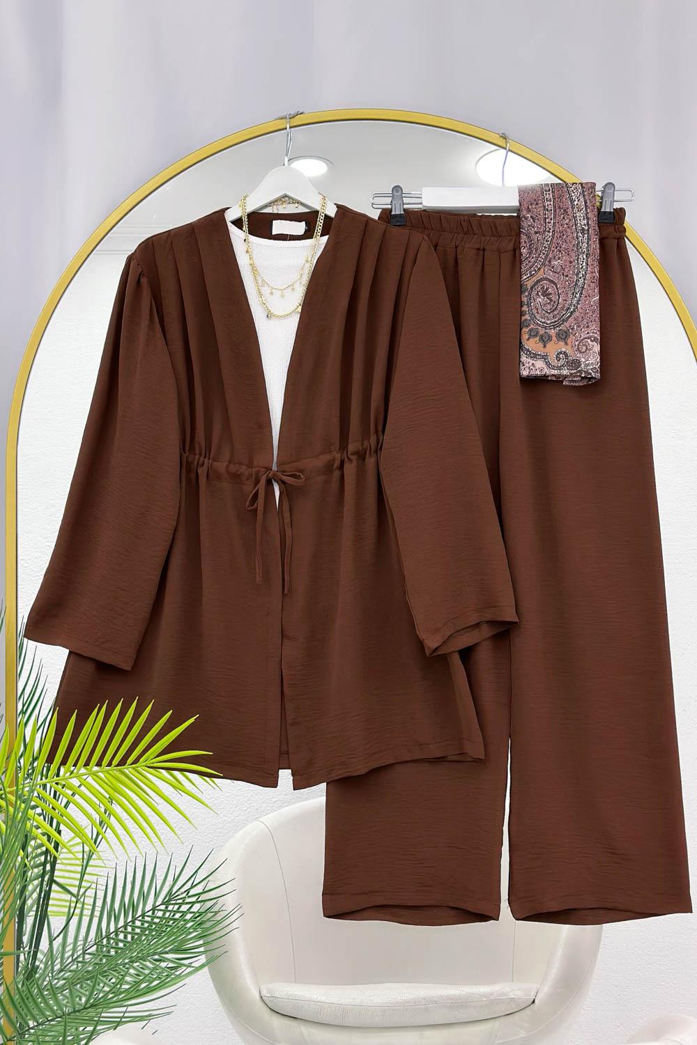 BELİ BÜZGÜLÜ AEROBİNİKİLİ TAKIM