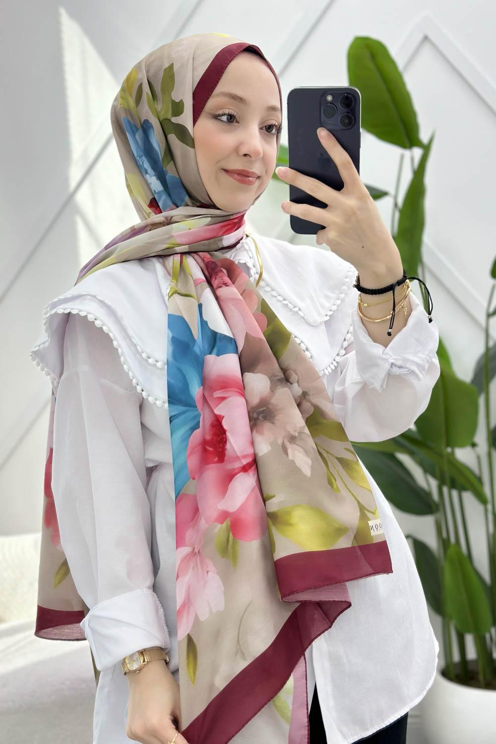 BAHAR ÇİÇEKLERİ DESENLİ PAMUK ŞAL