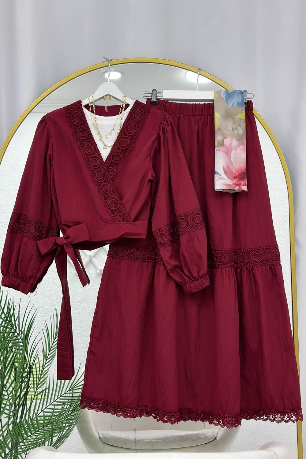 GÜPÜRLÜ BELDEN BAĞLAMALI ETEKLİ TAKIM