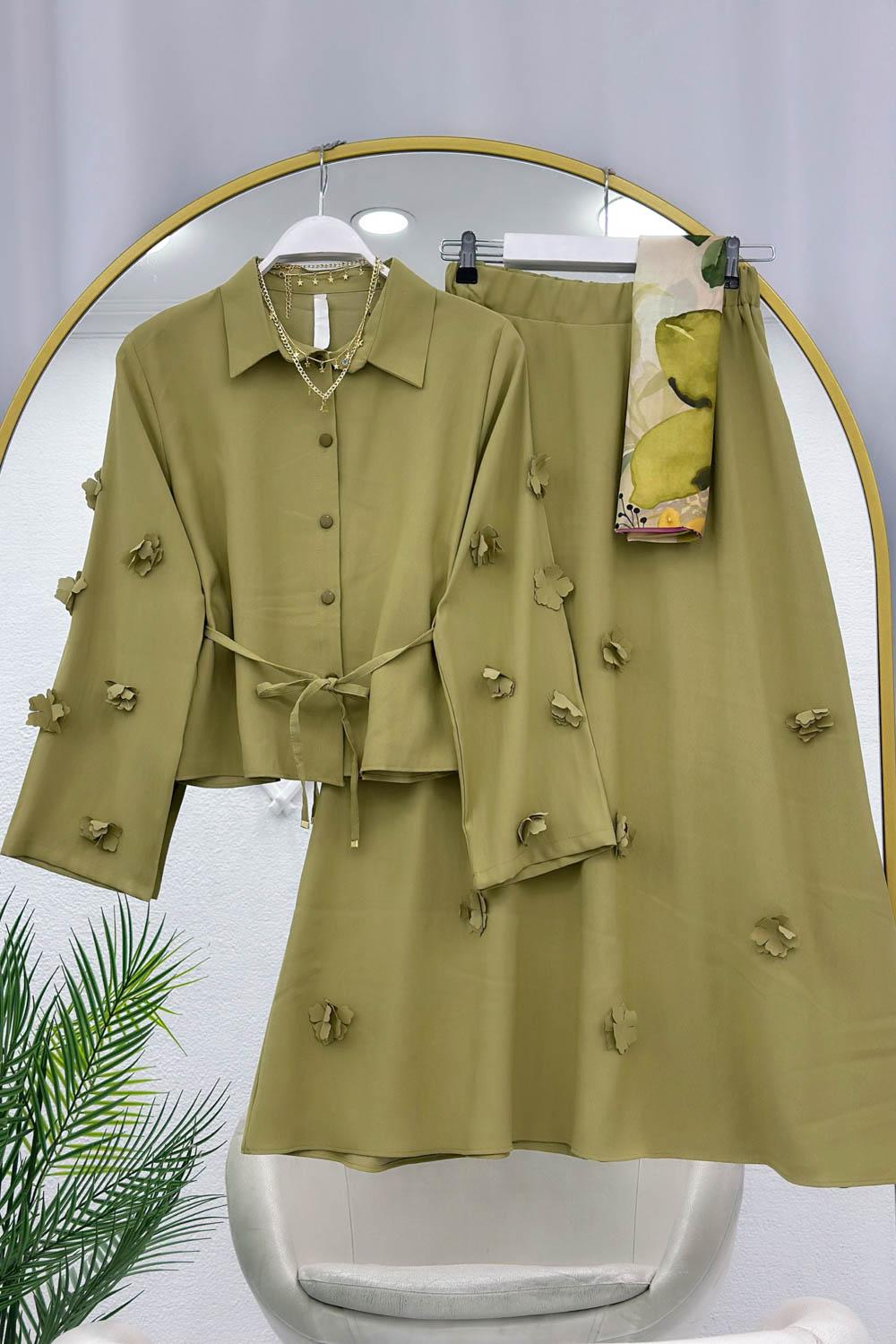 KABARTMA GÜL DETAYLI ETEK TAKIM