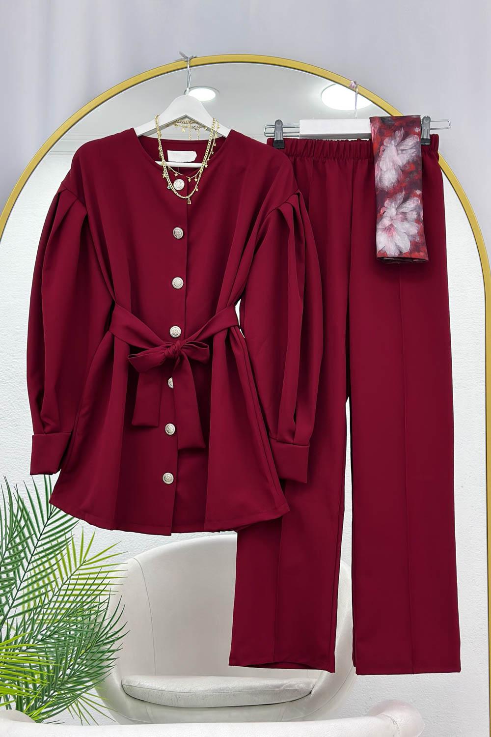 ÖNÜ DÜĞMELİ KUŞAKLI KREP TAKIM