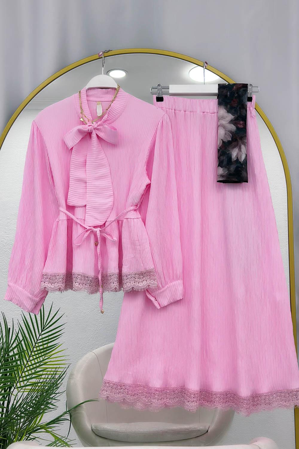 DANTEL DETAYLI KADIN TAKIM