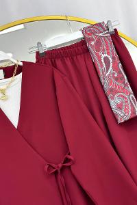 YAKASI SAVAROSKİ TAŞLI BÜRÜMCÜK TAKIM