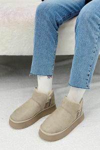 ETEĞİ ÇİÇEKLİ TAKIM