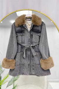 DÜĞMELİ CEPLİ PELUŞ MONT